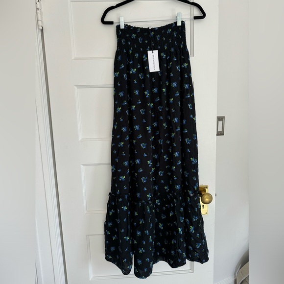We Wore What Tiered Ruffle Maxi skirt - Picture 1 of 2